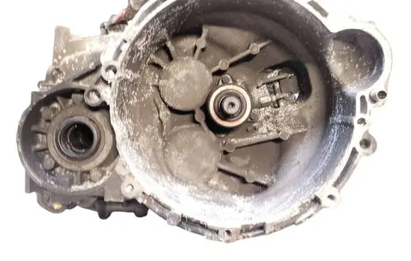 Hyundai i40 Manual 6 speed gearbox SG81JF 011458