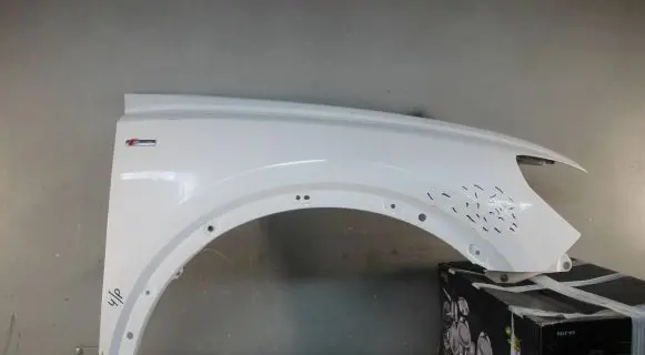Audi Q3 F3 Fender mounting bracket