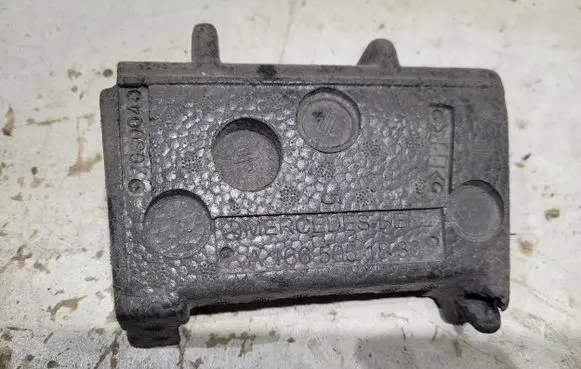 Mercedes-Benz ML W166 Front bumper foam support bar A1665051830