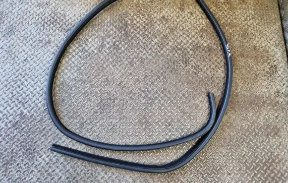 Dodge Charger Front door rubber seal