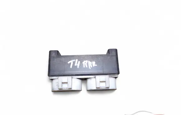 Volkswagen Transporter - Caravelle T4 Coolant fan relay 701919506