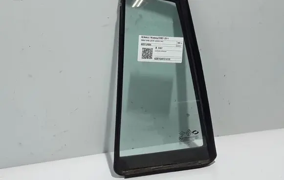 Rear vent window glass