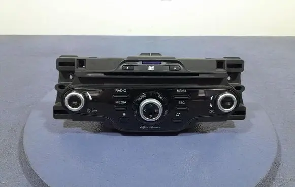 Alfa Romeo Giulietta Radio/CD/DVD/GPS head unit 156096932