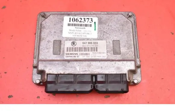 Skoda Fabia Mk1 (6Y) Engine control unit/module ECU 047906033