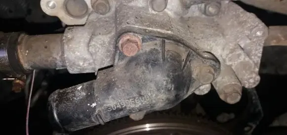 Nissan Almera N16 Engine coolant pipe/hose 130499F600