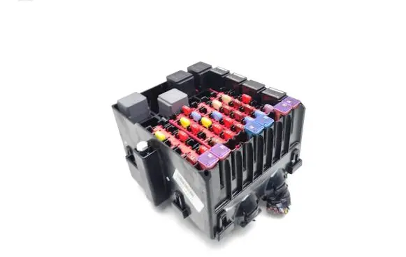 Ford Transit Courier Fuse module 8V51-14A175-AA