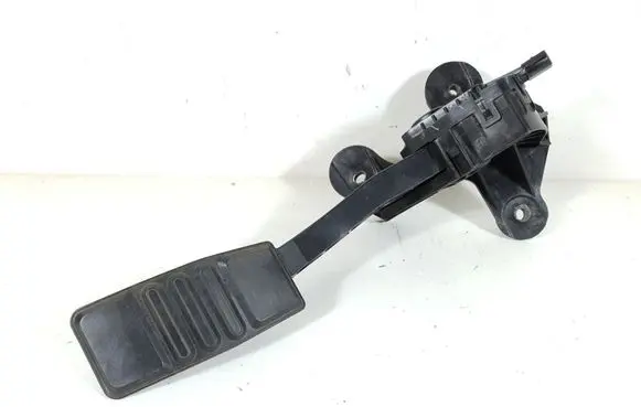 Ford Mustang V Accelerator throttle pedal BR3A-9F836-BD