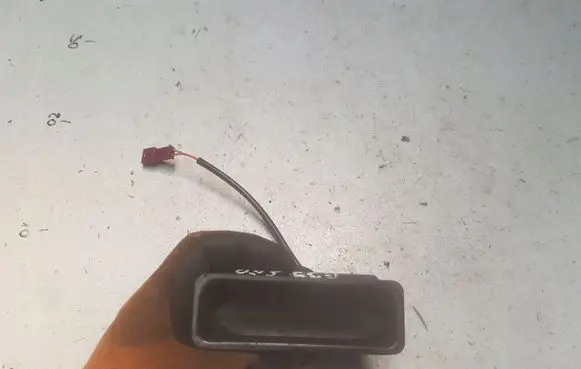 BMW 5 E39 Tailgate/trunk/boot exterior handle 