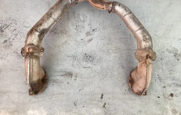 Subaru Forester SF Exhaust manifold