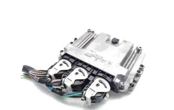 Ford Focus Engine control unit/module 8M51-12A650-LB 0281011701 1039S20991