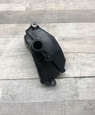 Intake resonator