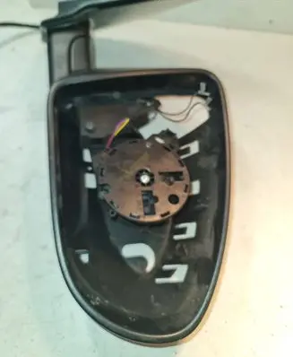 Nissan Qashqai Front door electric wing mirror E11026202 E11036202