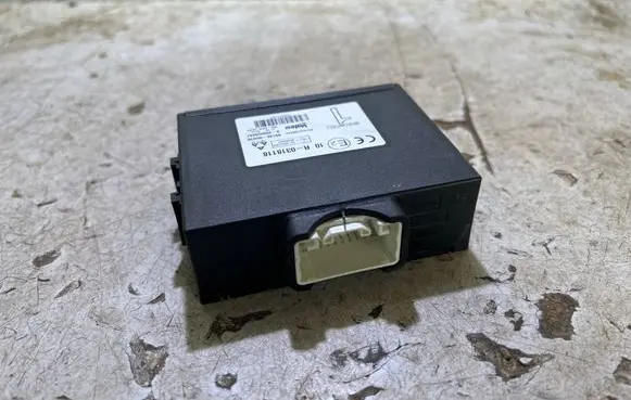 Peugeot 108 Other control units/modules 10R0313118 00066405 897400H030