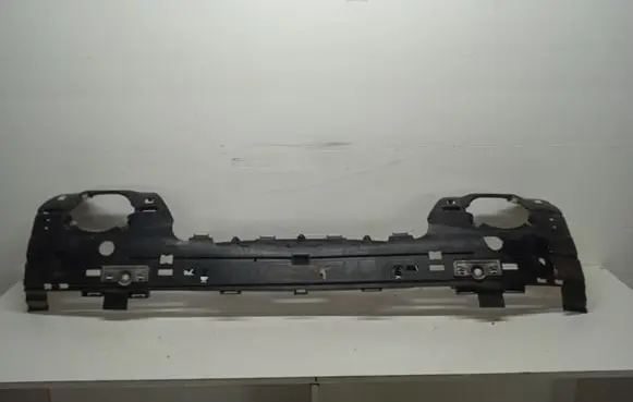 Volvo S60 Front bumper mounting bracket 9178213