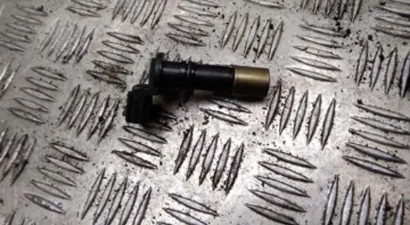 Lexus GS 300 350 430 450H Crankshaft position sensor 9091905057 0296001310