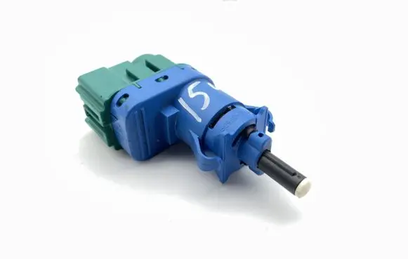Jaguar XK - XKR Brake pedal sensor switch 6W8313480AB