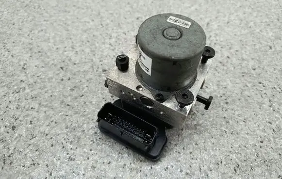KIA Rio ABS Pump 589201W570MANDO