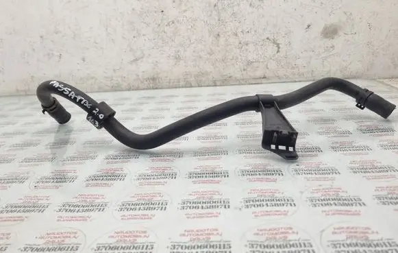 Volkswagen PASSAT B6 Engine coolant pipe/hose 1K0133687B