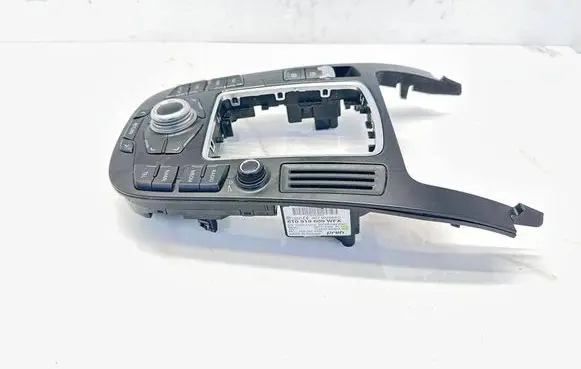Audi A5 8T 8F Head unit multimedia control 8T0919609 900252440001