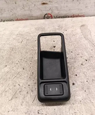 Ford C-MAX I Rear door window switch trim 3M51226A36