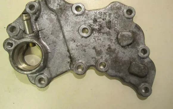 Audi A6 S6 C6 4F Timing chain cover 079103704E