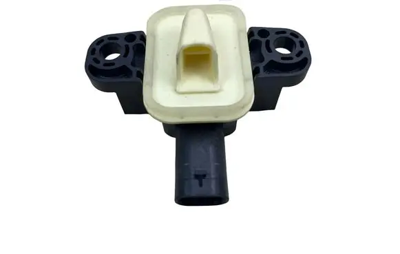 Mercedes-Benz A W176 Airbag deployment crash/impact sensor A1668210351