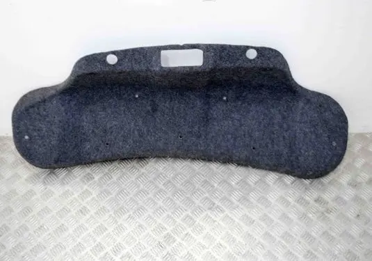 Ford Mustang VI Tailgate trim 