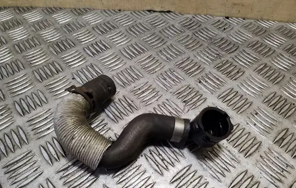 Volkswagen PASSAT B8 Engine coolant pipe/hose 5Q0122073AL
