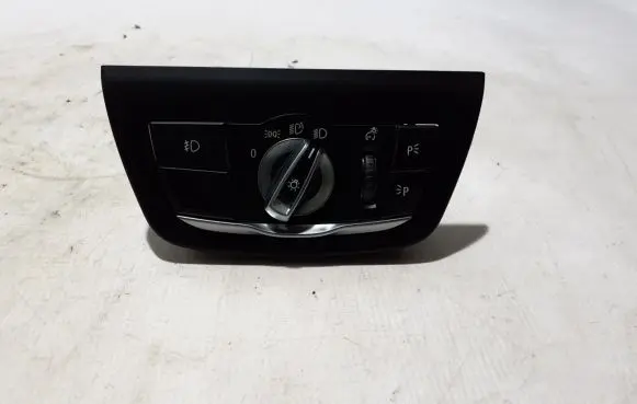 BMW X3 G01 Light switch 9472964