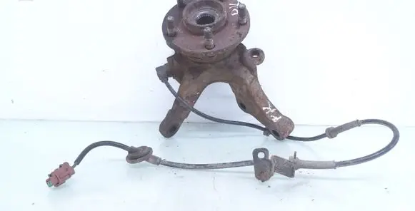 Nissan Almera Tino Front wheel hub spindle knuckle 0265006704