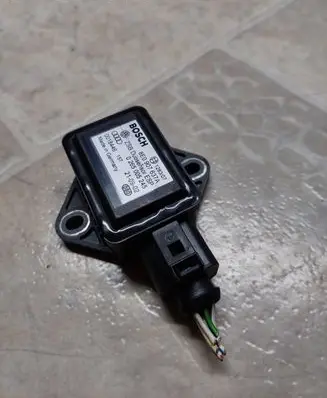 Audi A6 S6 C5 4B ESP acceleration yaw rate sensor 8E0907637A 0018446 0265005245