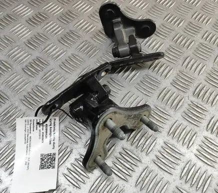 Mercedes-Benz GLE W167 Front door hinges set A1677200506 A1677200306