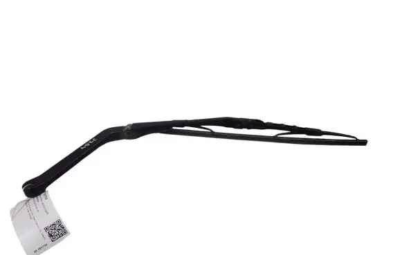 Nissan X-Trail T30 Rear wiper blade arm 12001