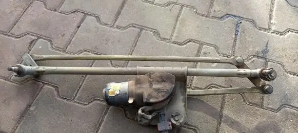 Saab 9-5 Front wiper linkage 