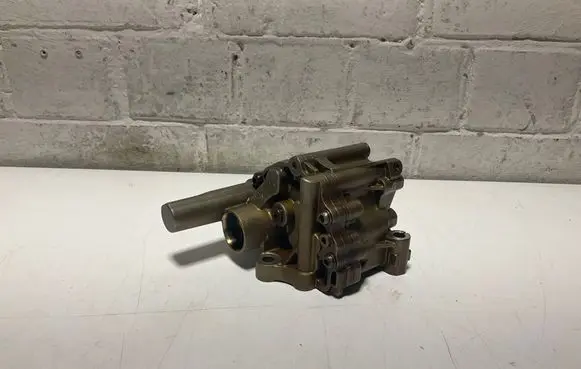 BMW 3 E92 E93 Oil pump 7560250