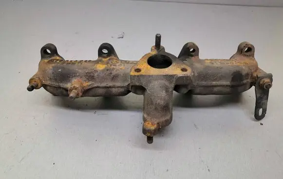 Seat Ibiza III (6L) Exhaust manifold 038263033