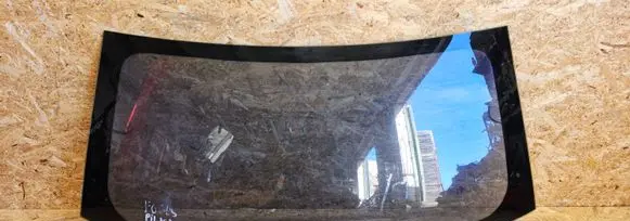 Ford Focus Rear windscreen/windshield window