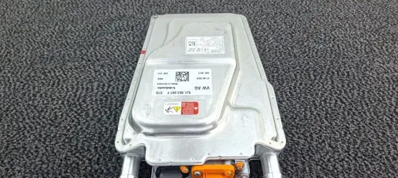 Porsche Taycan 9J1 Auxiliary heating control unit/module 9J1963507F 122R000550