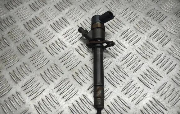 Volvo V70 Fuel injectors set 31303259 0986435120