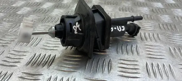 Ford Grand C-MAX Clutch master cylinder BV517A542BB