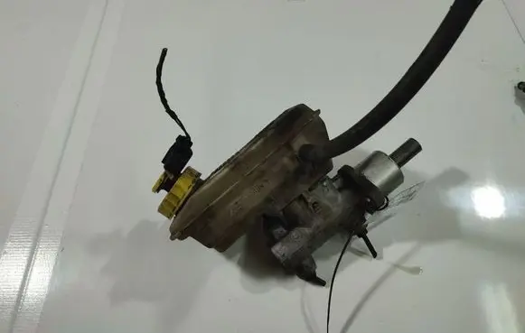 Seat Alhambra (Mk1) Brake fluid reservoir 