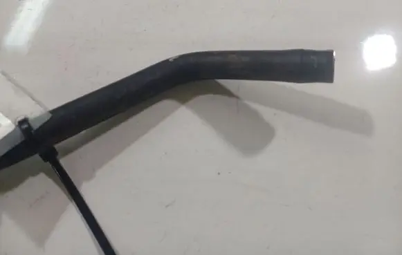 Peugeot 4007 Engine coolant pipe/hose