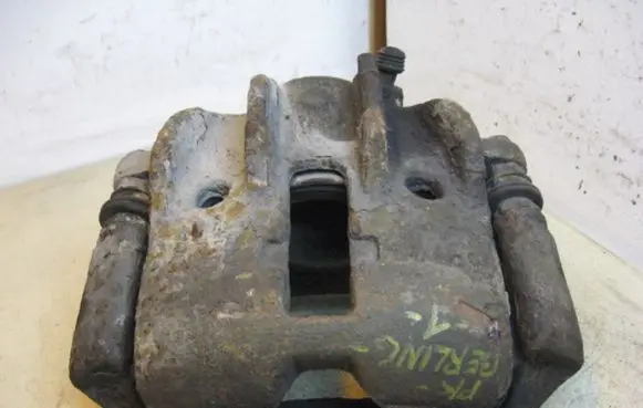 Citroen Berlingo Front brake caliper