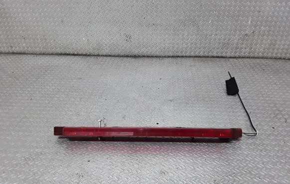 Audi A3 S3 8L Third/center stoplight 8D9945097B