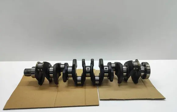 BMW 5 E60 E61 Crankshaft 7792608