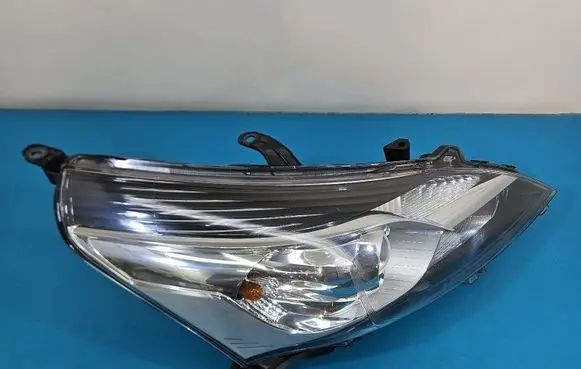 Toyota Verso Headlight/headlamp 811300F16100 IMPRK1583888
