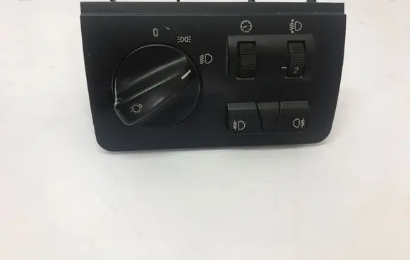 BMW X5 E53 Light switch 8372204 037045050