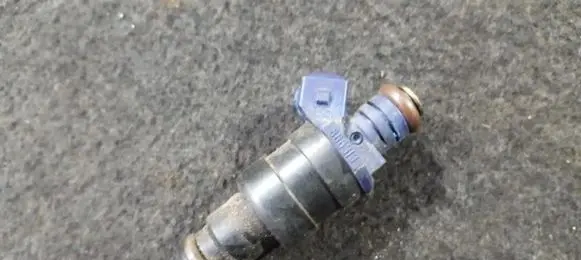 Renault Scenic I Fuel injector 866313