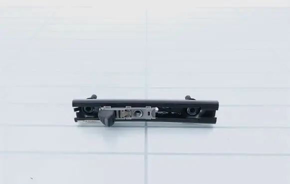Chrysler Grand Voyager IV Seat belt adjustment rail 04680460AI V346061