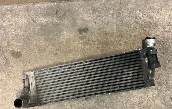 Renault Megane II Intercooler radiator 160131413F 160131413